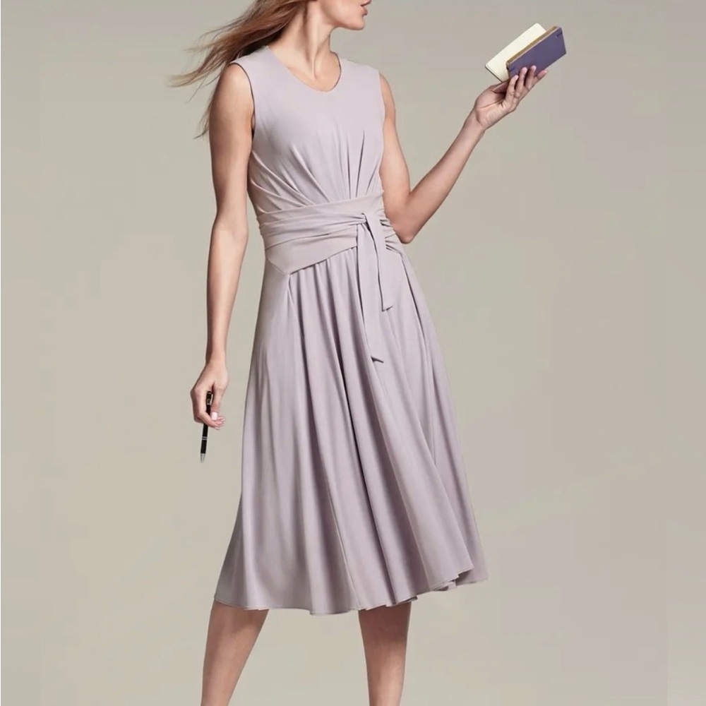 MM LaFleur Hanna Sleeveless Pleated Midi Dress with Waist Tie Light Lavender XL